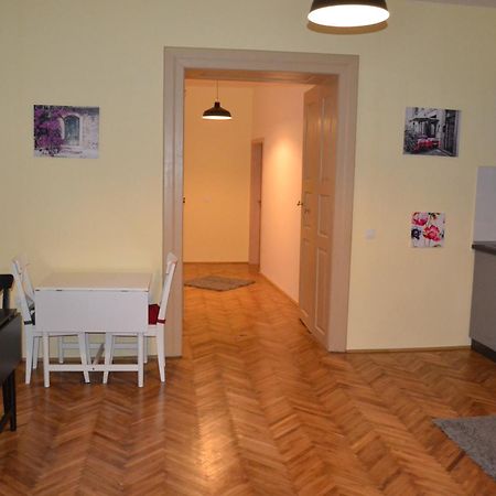 Casa Krone - Piata Sfatului Brașov Exterior foto