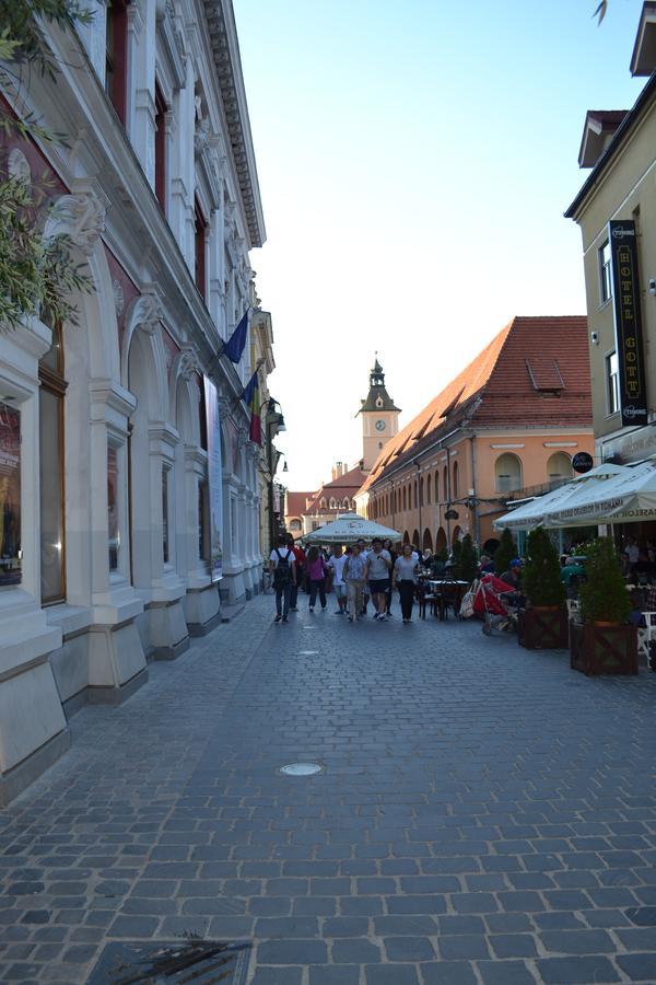 Casa Krone - Piata Sfatului Brașov Exterior foto
