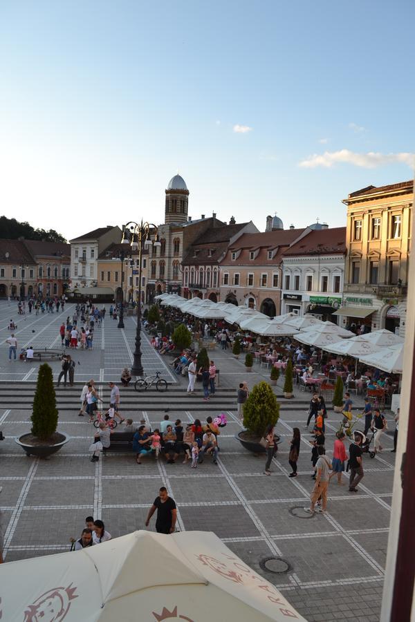 Casa Krone - Piata Sfatului Brașov Exterior foto