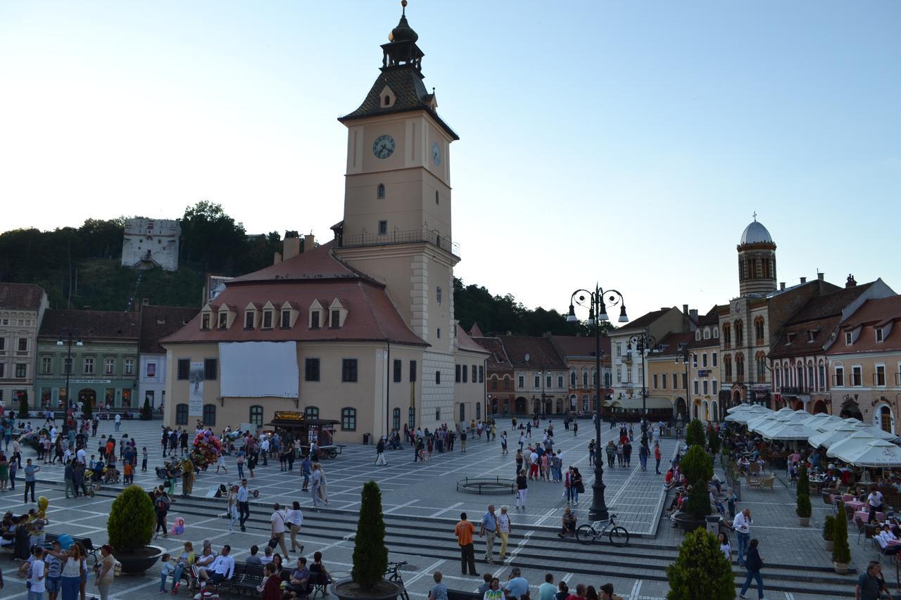 Casa Krone - Piata Sfatului Brașov Exterior foto