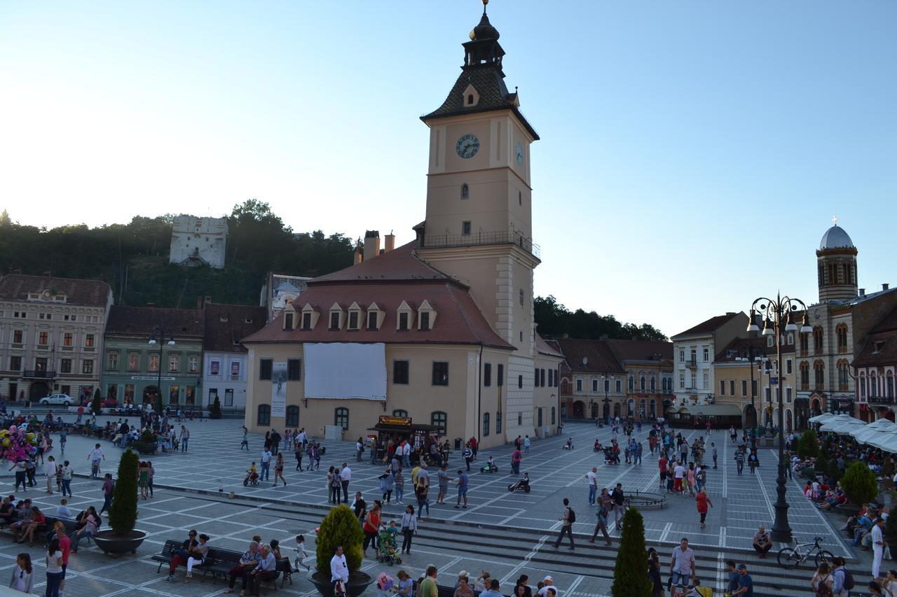Casa Krone - Piata Sfatului Brașov Exterior foto